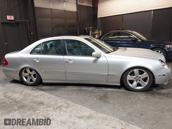 2003 Mercedes-Benz E 500 with VIN WDBUF70J03A101277, listed as a IAAI auction lot 40872555 with 330,553 mi miles and . Bid and sale history available at DreamBid. Image 14.