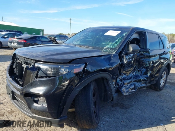 2022 Ford Police Interceptor Utility z VIN 1FM5K8AB8NGC43077, wystawiony jako IAAI lot #41484524 z przebiegiem 26 270 mil mil oraz . Historia ofert i sprzedaży dostępna na DreamBid. Obrazek 2.