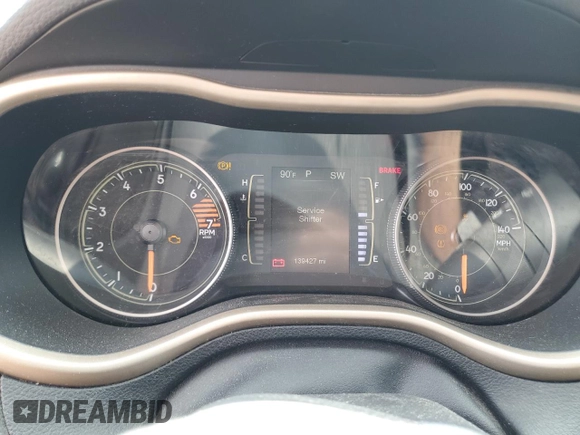2018 Jeep Cherokee Latitude z VIN 1C4PJLCB5JD544904, wystawiony jako Copart lot #59638905 z przebiegiem 139 427 mil mil oraz Czysty tytuł • Clean title. Historia ofert i sprzedaży dostępna na DreamBid. Obrazek 9.
