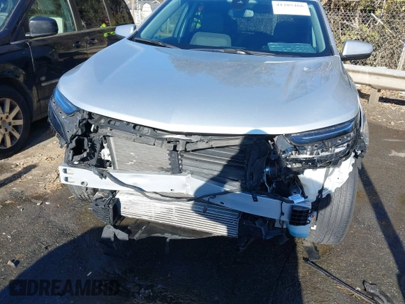 2022 Chevrolet Equinox LT with VIN 3GNAXKEV4NL234627, listed as a IAAI auction lot 41285466 with 40,574 mi miles. Bid and sale history available at carsss.com. Image 6.