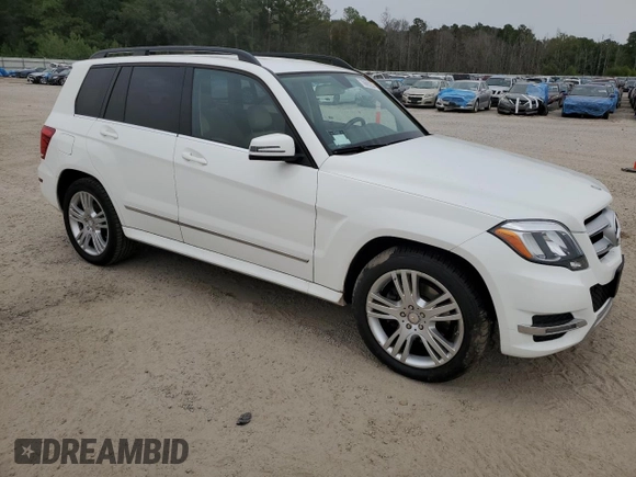 2013 Mercedes-Benz GLK 350 with VIN WDCGG8JB6DG099696, listed as a Copart auction lot 70665204 with 47,497 mi miles and Clean Title. Bid and sale history available at DreamBid. Image 4.