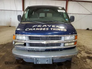 2002 Chevrolet Express with VIN 1GAHG39R121143434, listed as a Copart auction lot 73485264 with 80,692 mi miles and Salvage Title. Bid and sale history available at carsss.com. Image 5.