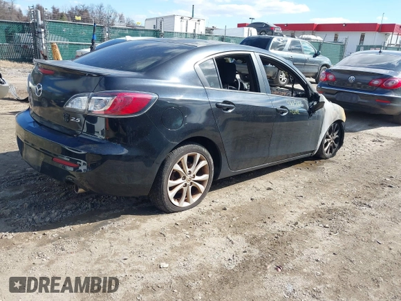 2011 Mazda Mazda3 s Sport with VIN JM1BL1U65B1475869, listed as a IAAI auction lot 41665008 with 59,300 mi miles. Bid and sale history available at carsss.com. Image 4.