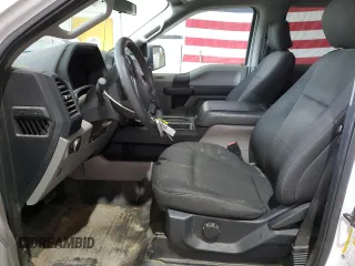 2019 Ford F-150 XL z VIN 1FTEW1E41KFD07022, wystawiony jako Copart lot #57150825 z przebiegiem 81 828 mil mil oraz Szkoda całkowita • Salvage title. Historia ofert i sprzedaży dostępna na DreamBid. Obrazek 7.
