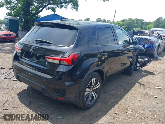 2023 Mitsubishi Outlander ES z VIN JA4ARUAU2PU008729, wystawiony jako IAAI lot #39558734 z przebiegiem 7 466 mil mil oraz . Historia ofert i sprzedaży dostępna na DreamBid. Obrazek 4.