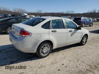 2011 Ford Focus SE with VIN 1FAHP3FN2BW184060, listed as a Copart auction lot 44130645 with 100,192 mi miles and Clean Title. Bid and sale history available at carsss.com. Image 3.