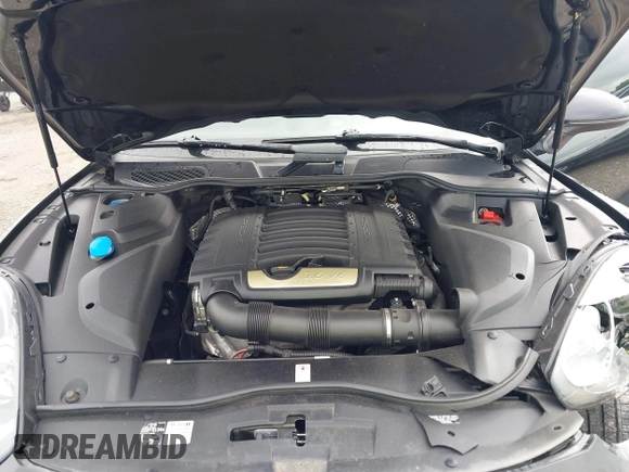 2016 Porsche Cayenne with VIN WP1AA2A28GLA10621, listed as a IAAI auction lot 42375924 with 70,815 mi miles and . Bid and sale history available at DreamBid. Image 10.