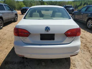 2013 Volkswagen Jetta SE с VIN 3VWDX7AJ0DM221837, выставлен на аукционе Copart как лот 52502565 с пробегом 148 730 миль миль и Списание • Salvage title. История ставок и продаж доступна на DreamBid. Изображение 6.