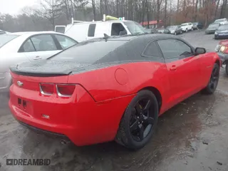 2013 Chevrolet Camaro LT with VIN 2G1FC1E35D9191090, listed as a IAAI auction lot 41555286 with 148,990 mi miles. Bid and sale history available at carsss.com. Image 4.