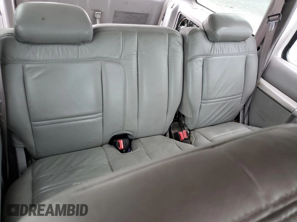 2000 Mercury Mountaineer with VIN 4M2ZU66P5YUJ09197, listed as a Copart auction lot 75933804 with 202,600 mi miles and Non repairable. Bid and sale history available at DreamBid. Image 11.