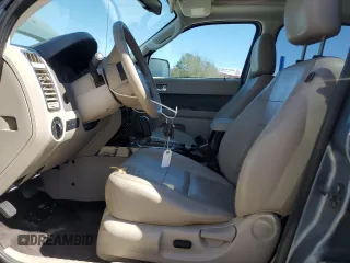 2012 Ford Escape Hybrid с VIN 1FMCU4K36CKA88380, выставлен на аукционе Copart как лот 47291775 с пробегом 110 373 миль миль и Списание • Salvage title. История ставок и продаж доступна на DreamBid. Изображение 7.