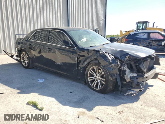 2018 Chrysler 300 Touring L with VIN 2C3CCAAG6JH130226, listed as a Copart auction lot 49128415 with 181,763 mi miles and Salvage Title. Bid and sale history available at carsss.com. Image 4.