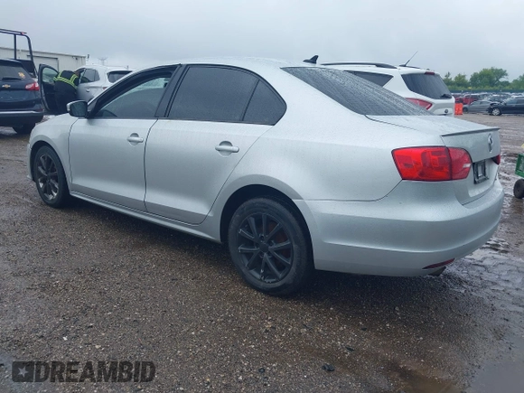 2011 Volkswagen Jetta SE with VIN 3VWDZ7AJXBM034726, listed as a IAAI auction lot 42430198 with 151,165 mi miles and . Bid and sale history available at DreamBid. Image 3.