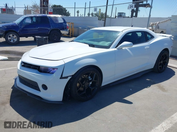 2014 Chevrolet Camaro LT with VIN 2G1FB1E35E9179767, listed as a IAAI auction lot 41925879 with 35,272 mi miles. Bid and sale history available at carsss.com. Image 18.