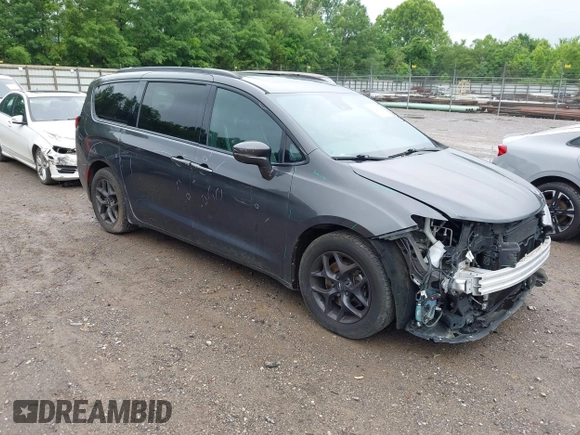 2018 Chrysler Pacifica Limited с VIN 2C4RC1GG4JR295389, выставлен на аукционе IAAI как лот 42330516 с пробегом 127 195 миль миль и . История ставок и продаж доступна на DreamBid. Изображение 1.
