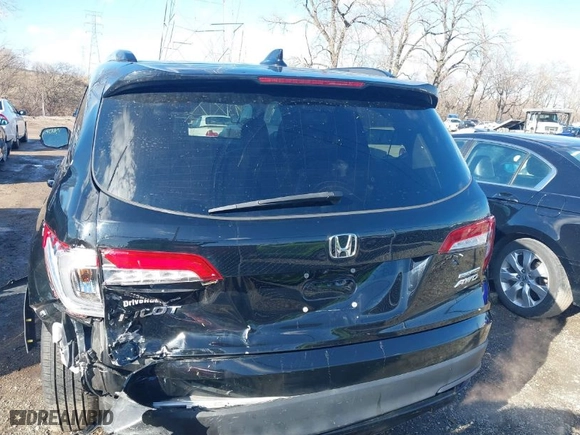 2021 Honda Pilot Special Edition with VIN 5FNYF6H29MB027960, listed as a IAAI auction lot 41726934 with 35,215 mi miles. Bid and sale history available at carsss.com. Image 16.