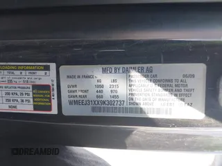 2009 Smart fortwo Pure with VIN WMEEJ31XX9K302737, listed as a IAAI auction lot 42124550 with 43,610 mi miles and . Bid and sale history available at DreamBid. Image 9.