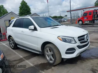 2017 Mercedes-Benz GLE 350 z VIN 4JGDA5HB6HA989666, wystawiony jako IAAI lot #42265677 z przebiegiem 110 215 mil mil oraz . Historia ofert i sprzedaży dostępna na DreamBid. Obrazek 13.