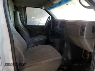 2004 Chevrolet Express Cargo Van with VIN 1GCGG29V741185720, listed as a Copart auction lot 47663105 with 349,215 mi miles and Salvage Title. Bid and sale history available at carsss.com. Image 11.