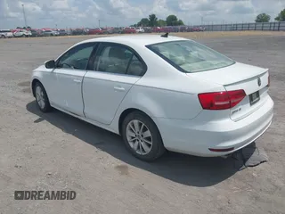 2015 Volkswagen Jetta SE с VIN 3VWD07AJ3FM282994, выставлен на аукционе IAAI как лот 42724323 с пробегом 147 448 миль миль и . История ставок и продаж доступна на DreamBid. Изображение 3.