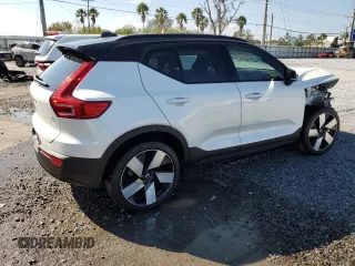 2024 Volvo XC40 Plus z VIN YV4ER3XL3R2240719, wystawiony jako Copart lot #43649755 z przebiegiem 1 281 mil mil oraz Szkoda całkowita • Salvage title. Historia ofert i sprzedaży dostępna na DreamBid. Obrazek 3.
