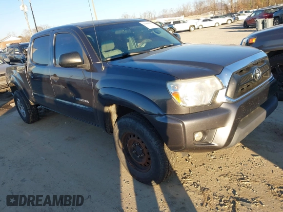 2015 Toyota Tacoma with VIN 3TMMU4FN5FM077680, listed as a IAAI auction lot 41008355 with 221,940 mi miles. Bid and sale history available at carsss.com. Image 1.