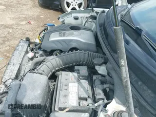 2015 Hyundai Veloster Turbo z VIN KMHTC6AEXFU239344, wystawiony jako IAAI lot #42814213 z przebiegiem 132 856 mil mil oraz . Historia ofert i sprzedaży dostępna na DreamBid. Obrazek 22.