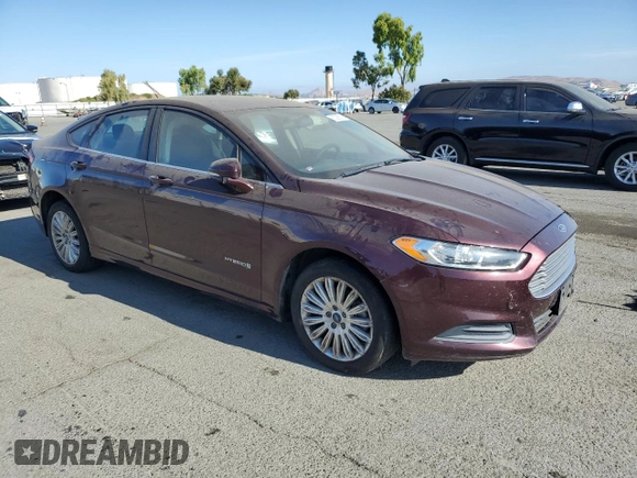 2013 Ford Fusion SE Hybrid z VIN 3FA6P0LU6DR365363, wystawiony jako Copart lot #62325625 z przebiegiem 226 624 mil mil oraz Czysty tytuł • Clean title. Historia ofert i sprzedaży dostępna na DreamBid. Obrazek 4.