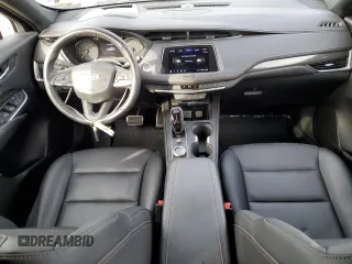 2020 Cadillac XT4 AWD Sport z VIN 1GYFZFR47LF137814, wystawiony jako Copart lot #47848325 z przebiegiem 24 696 mil mil oraz Szkoda całkowita • Salvage title. Historia ofert i sprzedaży dostępna na DreamBid. Obrazek 8.