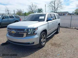2020 Chevrolet Suburban Premier with VIN 1GNSCJKCXLR219679, listed as a IAAI auction lot 41806579 with 90,132 mi miles. Bid and sale history available at carsss.com. Image 17.