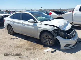 2019 Volkswagen Jetta SEL Premium с VIN 3VWGB7BU1KM190356, выставлен на аукционе IAAI как лот 41769542 с пробегом 124 054 миль миль и . История ставок и продаж доступна на DreamBid. Изображение 1.