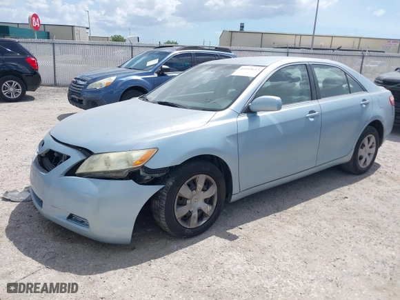 2007 Toyota Camry CE with VIN 4T1BE46KX7U520800, listed as a IAAI auction lot 41919653 with 118,930 mi miles. Bid and sale history available at carsss.com. Image 19.