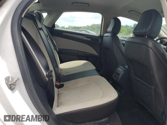 2020 Ford Fusion SE with VIN 3FA6P0HD1LR119649, listed as a Copart auction lot 63858665 with 133,344 mi miles and Clean title. Bid and sale history available at DreamBid. Image 10.
