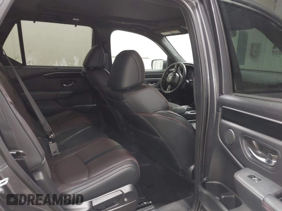 2025 Honda Pilot Black Edition with VIN 5FNYG1H91SB034976, listed as a IAAI auction lot 41677687 with 5,659 mi miles. Bid and sale history available at carsss.com. Image 8.