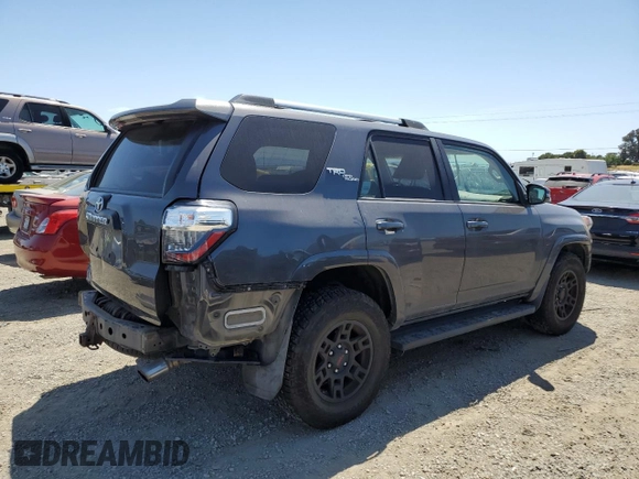 2018 Toyota 4Runner SR5 z VIN JTEBU5JR6J5564680, wystawiony jako Copart lot #58847355 z przebiegiem 96 632 mil mil oraz Szkoda całkowita • Salvage title. Historia ofert i sprzedaży dostępna na DreamBid. Obrazek 3.