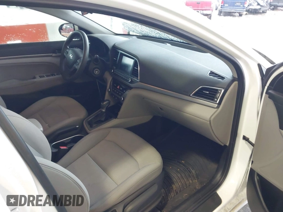 2017 Hyundai Elantra Limited z VIN 5NPD84LF2HH207960, wystawiony jako IAAI lot #42236729 z przebiegiem 78 222 mil mil oraz . Historia ofert i sprzedaży dostępna na DreamBid. Obrazek 5.