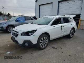 2018 Subaru Outback Touring z VIN 4S4BSETC8J3351014, wystawiony jako Copart lot #49159165 z przebiegiem 59 352 mil mil oraz Szkoda całkowita • Salvage title. Historia ofert i sprzedaży dostępna na DreamBid. Obrazek 1.