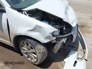 2014 Volkswagen Jetta TDI w/Sunroof with VIN 3VWPL7AJ2EM621151, listed as a IAAI auction lot 42543548 with 167,276 mi miles and . Bid and sale history available at DreamBid. Image 6.