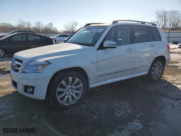 2011 Mercedes-Benz GLK-Class GLK 350 with VIN WDCGG8HBXBF614093, listed as a Copart auction lot 45220875 with 150,574 mi miles and Salvage Title. Bid and sale history available at carsss.com. Image 1.