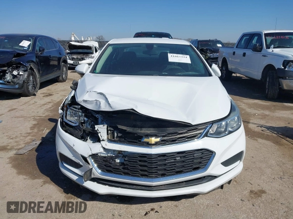 2017 Chevrolet Cruze LS z VIN 1G1BC5SM5H7156009, wystawiony jako IAAI lot #41667324 z przebiegiem 164 754 mil mil oraz . Historia ofert i sprzedaży dostępna na DreamBid. Obrazek 12.