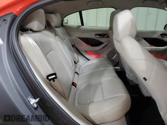2019 Jaguar I-Pace HSE z VIN SADHD2S19K1F65845, wystawiony jako Copart lot #43170244 z przebiegiem Nie podano mil oraz . Historia ofert i sprzedaży dostępna na DreamBid. Obrazek 11.