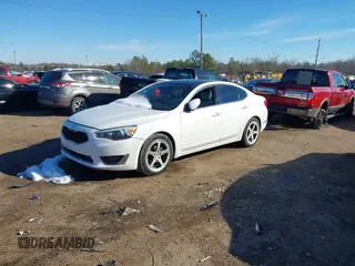 2014 Kia Cadenza Premium with VIN KNALN4D71E5147822, listed as a IAAI auction lot 41260097 with Not Provided miles. Bid and sale history available at carsss.com. Image 2.