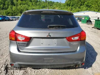 2016 Mitsubishi Outlander ES z VIN JA4AR3AU5GZ023965, wystawiony jako Copart lot #57271305 z przebiegiem 48 666 mil mil oraz Szkoda całkowita • Salvage title. Historia ofert i sprzedaży dostępna na DreamBid. Obrazek 6.