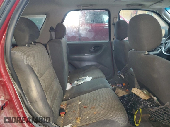2003 Ford Escape XLT Popular 2 with VIN 1FMYU93103KB33975, listed as a Copart auction lot 70219724 with 182,037 mi miles and Clean Title. Bid and sale history available at carsss.com. Image 11.