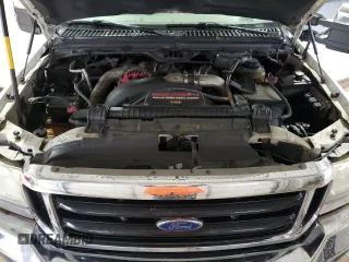 2003 Ford F-350 XL с VIN 1FTSW31P33ED37984, выставлен на аукционе Copart как лот 58016985 с пробегом 238 369 миль миль и Списание • Salvage title. История ставок и продаж доступна на DreamBid. Изображение 11.