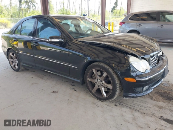 2007 Mercedes-Benz C 230 Sport z VIN WDBRF52H17F931750, wystawiony jako IAAI lot #42207507 z przebiegiem 164 202 mil mil oraz . Historia ofert i sprzedaży dostępna na DreamBid. Obrazek 1.