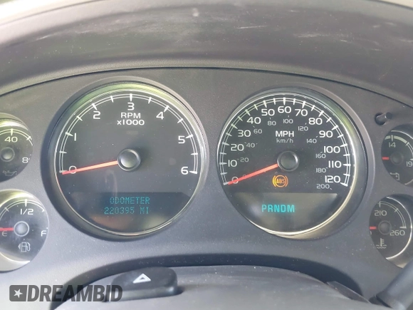 2013 Chevrolet Tahoe LT with VIN 1GNSCBE07DR164486, listed as a IAAI auction lot 42216421 with 220,395 mi miles and . Bid and sale history available at DreamBid. Image 7.