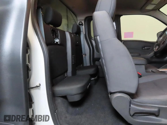 2024 Nissan Frontier SV with VIN 1N6ED1CM3RN642238, listed as a Copart auction lot 60930935 with 2,233 mi miles and Salvage title. Bid and sale history available at DreamBid. Image 6.