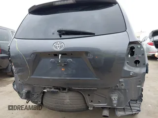 2011 Toyota Highlander Limited with VIN 5TDYK3EH3BS028078, listed as a IAAI auction lot 42098186 with 137,261 mi miles and . Bid and sale history available at DreamBid. Image 6.