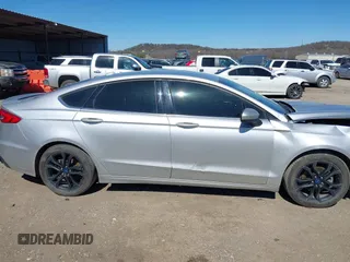 2019 Ford Fusion SE with VIN 3FA6P0HD9KR172372, listed as a IAAI auction lot 41705985 with 145,893 mi miles. Bid and sale history available at carsss.com. Image 14.